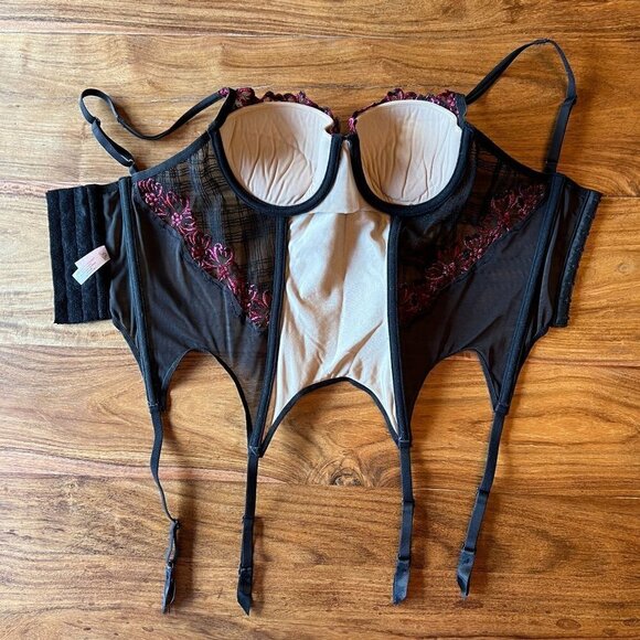 Victoria's Secret Floral Appliqué 6 Bones Padded 4 Strap Merry Widow 34B - Picture 5 of 6